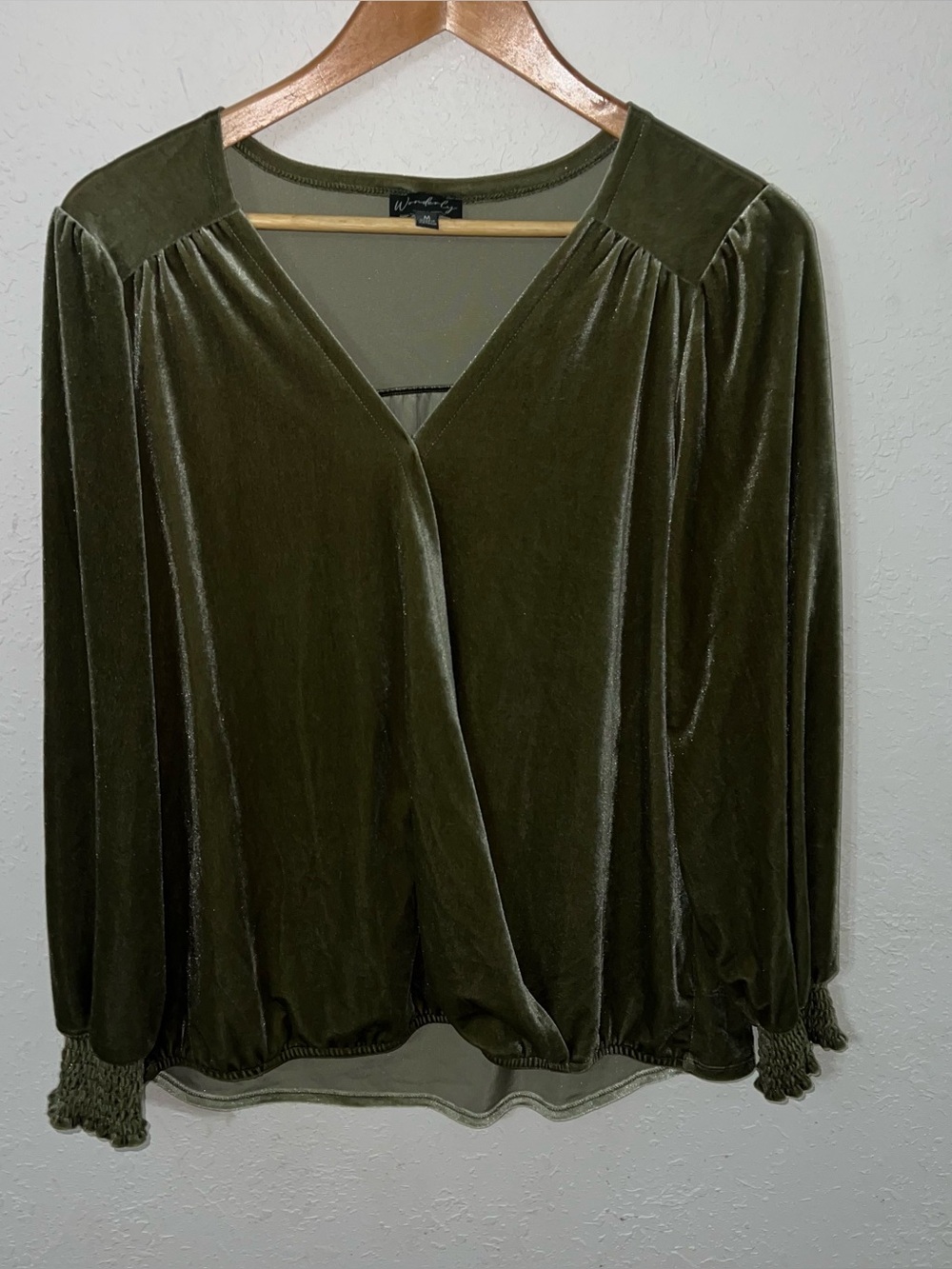Wonderly Velvet Fall Olive Green
Faux Wrap Long Sleeve Blouse Size Medium.